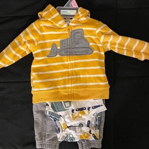 Brand New Set from Carter’s 0-3